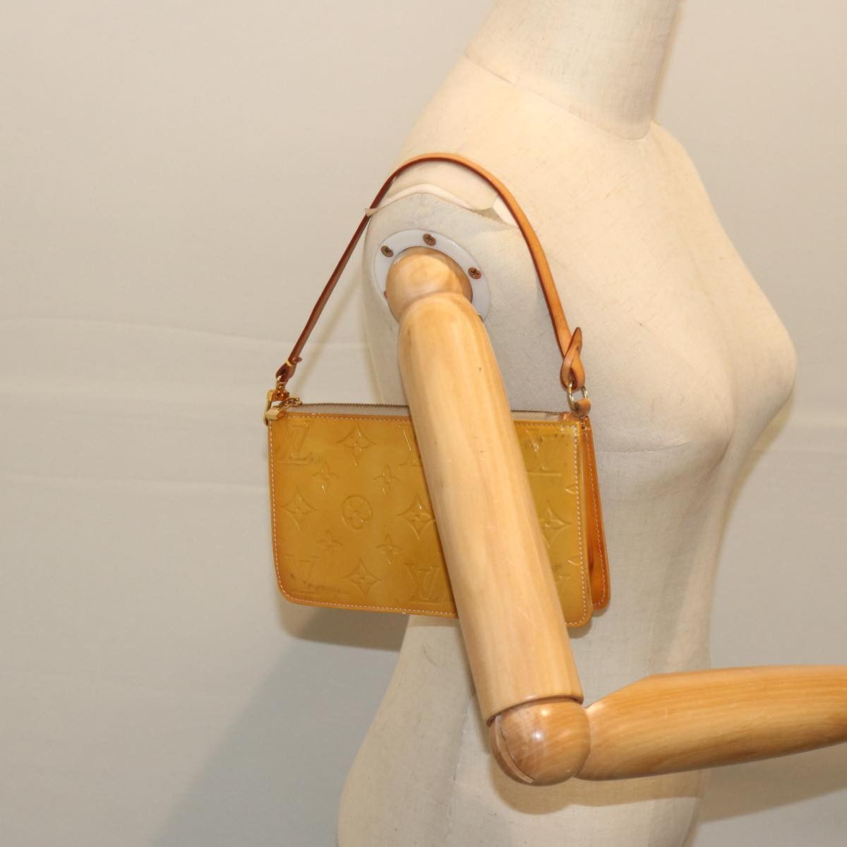 Louis Vuitton Louis Vuitton Lexington clutch Size ONE SIZE - 7 Thumbnail
