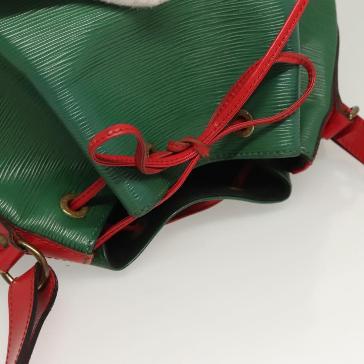 Louis Vuitton Louis Vuitton Petit Noé shoulder Size ONE SIZE - 20 Thumbnail