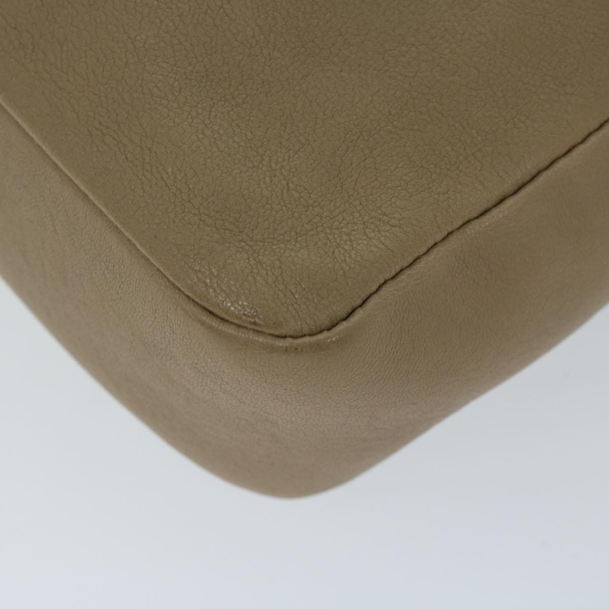Yves Saint Laurent Saint Laurent Lou shoulder Size ONE SIZE - 9 Thumbnail