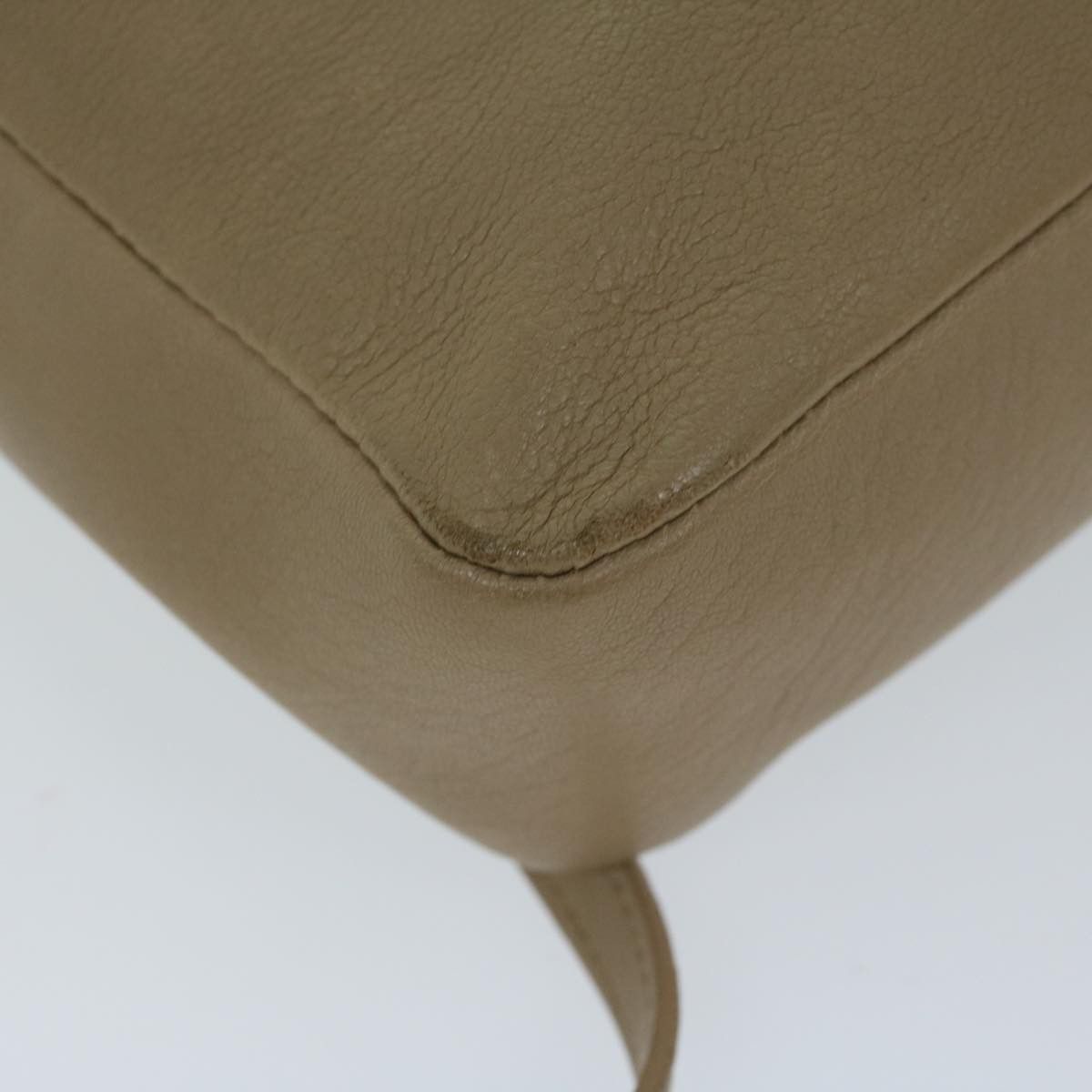 Yves Saint Laurent Saint Laurent Lou shoulder Size ONE SIZE - 19 Thumbnail