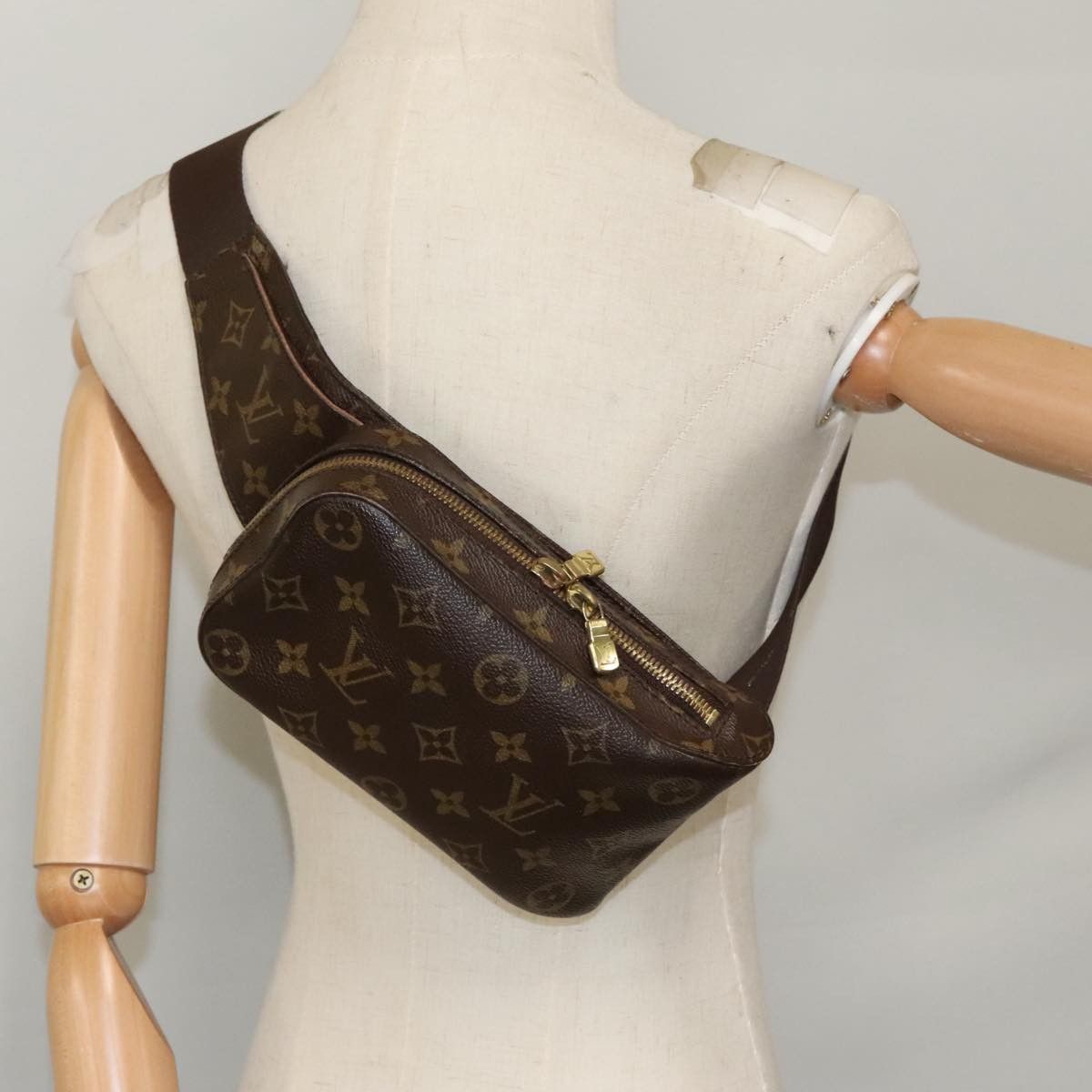 Louis Vuitton Louis Vuitton Geronimos shoulder Size ONE SIZE - 19 Thumbnail