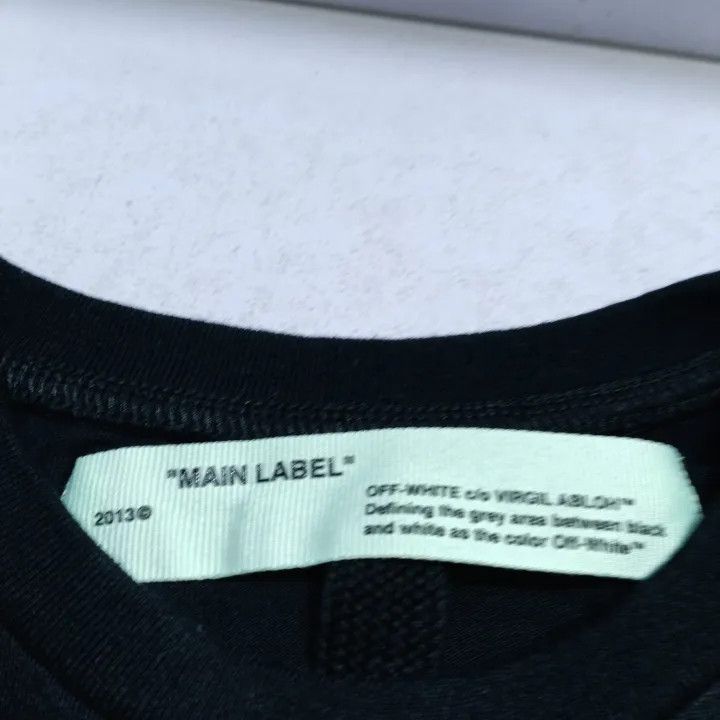 Off-White Off-White Black Vampire T-Shirt for Men 0079 Size US XXS / EU 40 - 4 Thumbnail