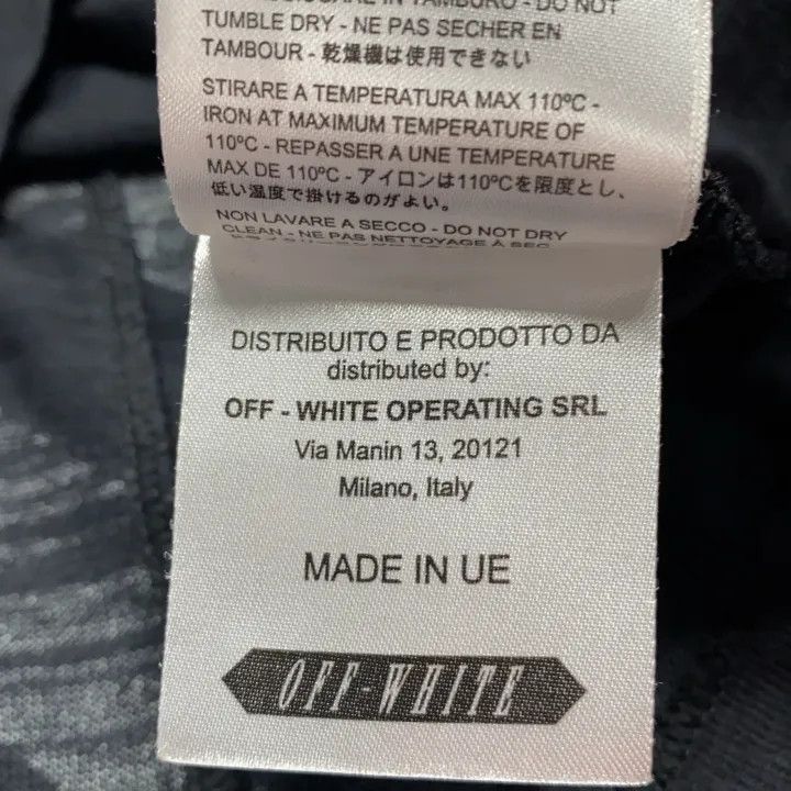 Off-White Off-White Short Sleeve T-Shirt with Graphic Print 0079 Size US S / EU 44-46 / 1 - 6 Thumbnail