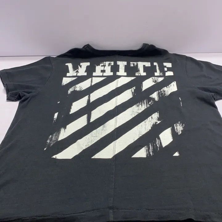 Off-White Off-White Short Sleeve T-Shirt with Graphic Print 0079 Size US S / EU 44-46 / 1 - 16 Thumbnail