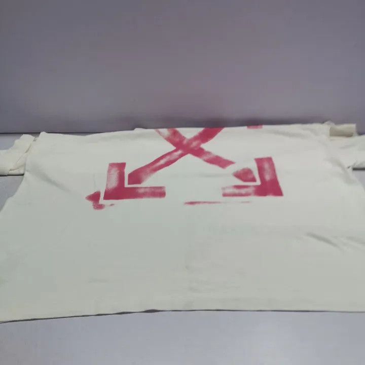Off-White Off-White SS19 Graphic Arrow Print T-Shirt 0079 Size US M / EU 48-50 / 2 - 11 Thumbnail