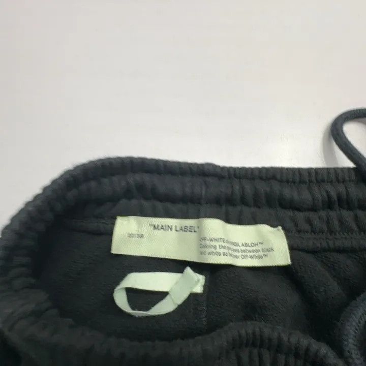Off-White OFF-WHITE Black Logo Print Cotton Shorts 0079 Size US 26 / EU 42 - 4 Thumbnail