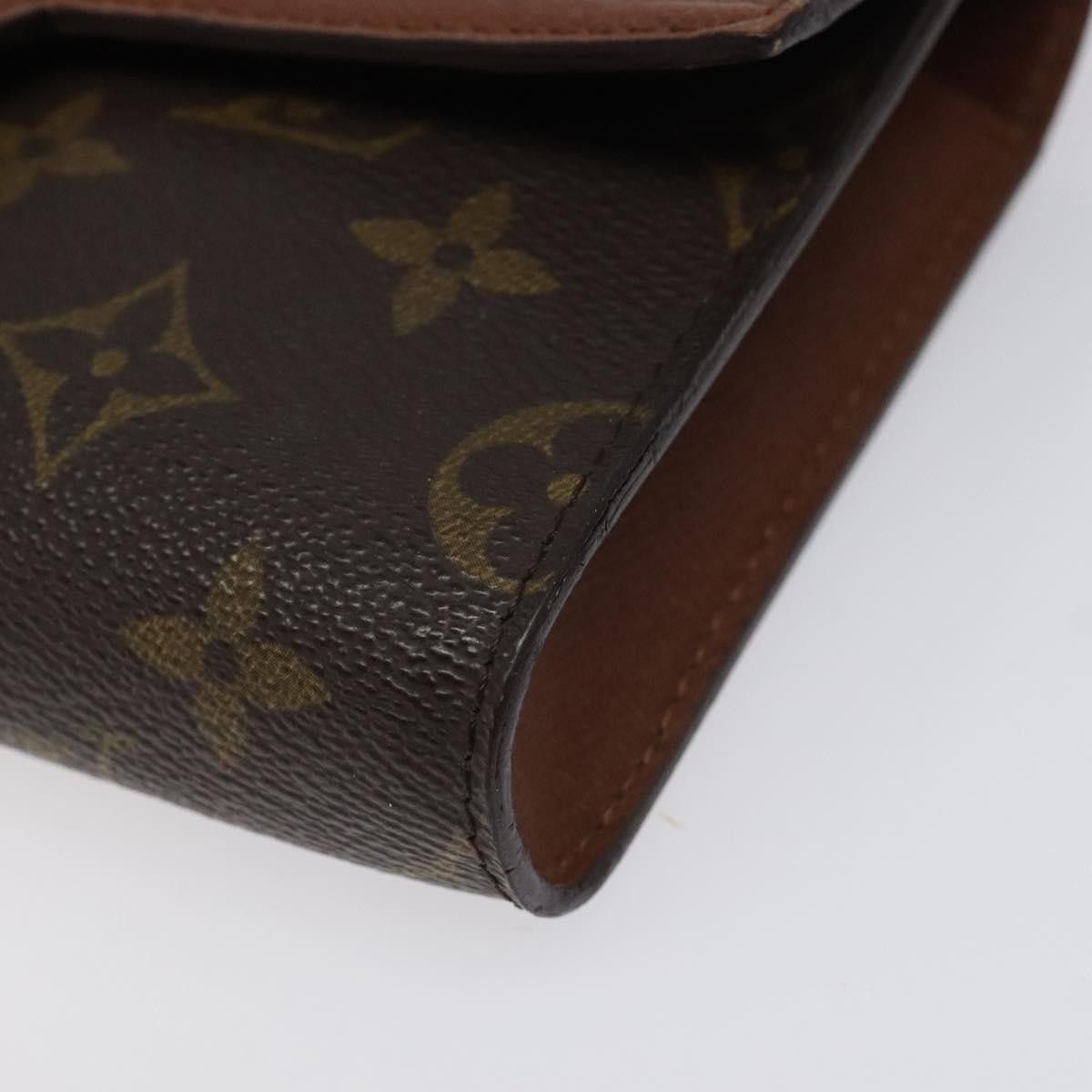 Louis Vuitton Louis Vuitton Arche clutch Size ONE SIZE - 7 Thumbnail