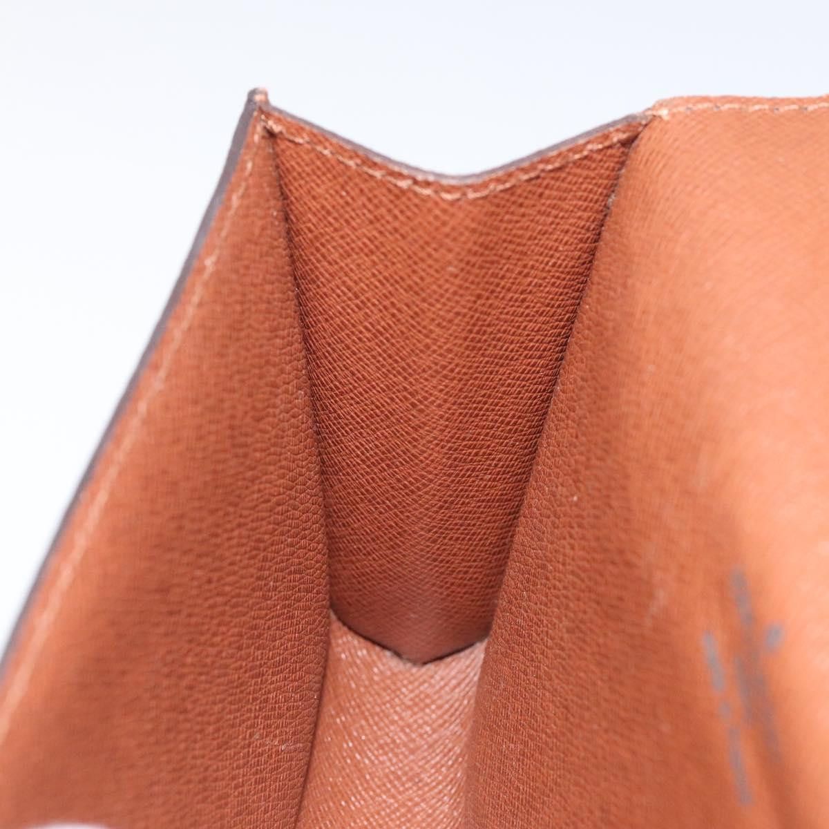 Louis Vuitton Louis Vuitton Arche clutch Size ONE SIZE - 16 Thumbnail