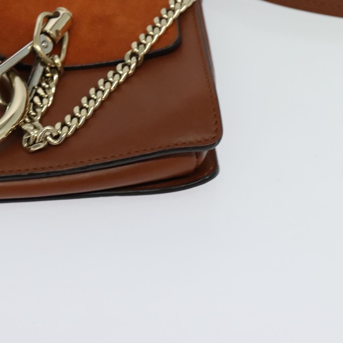 Chloé Faye shoulder