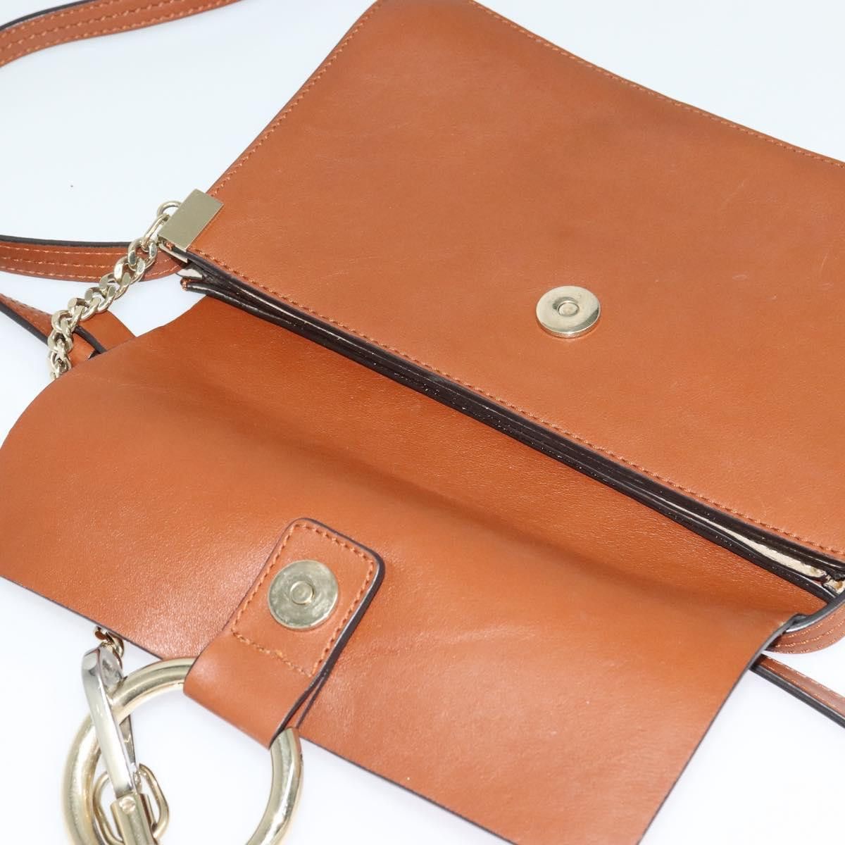 Chloé Faye shoulder