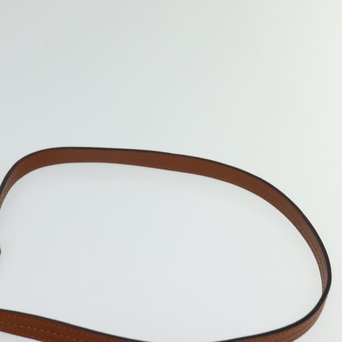 Chloé Faye shoulder