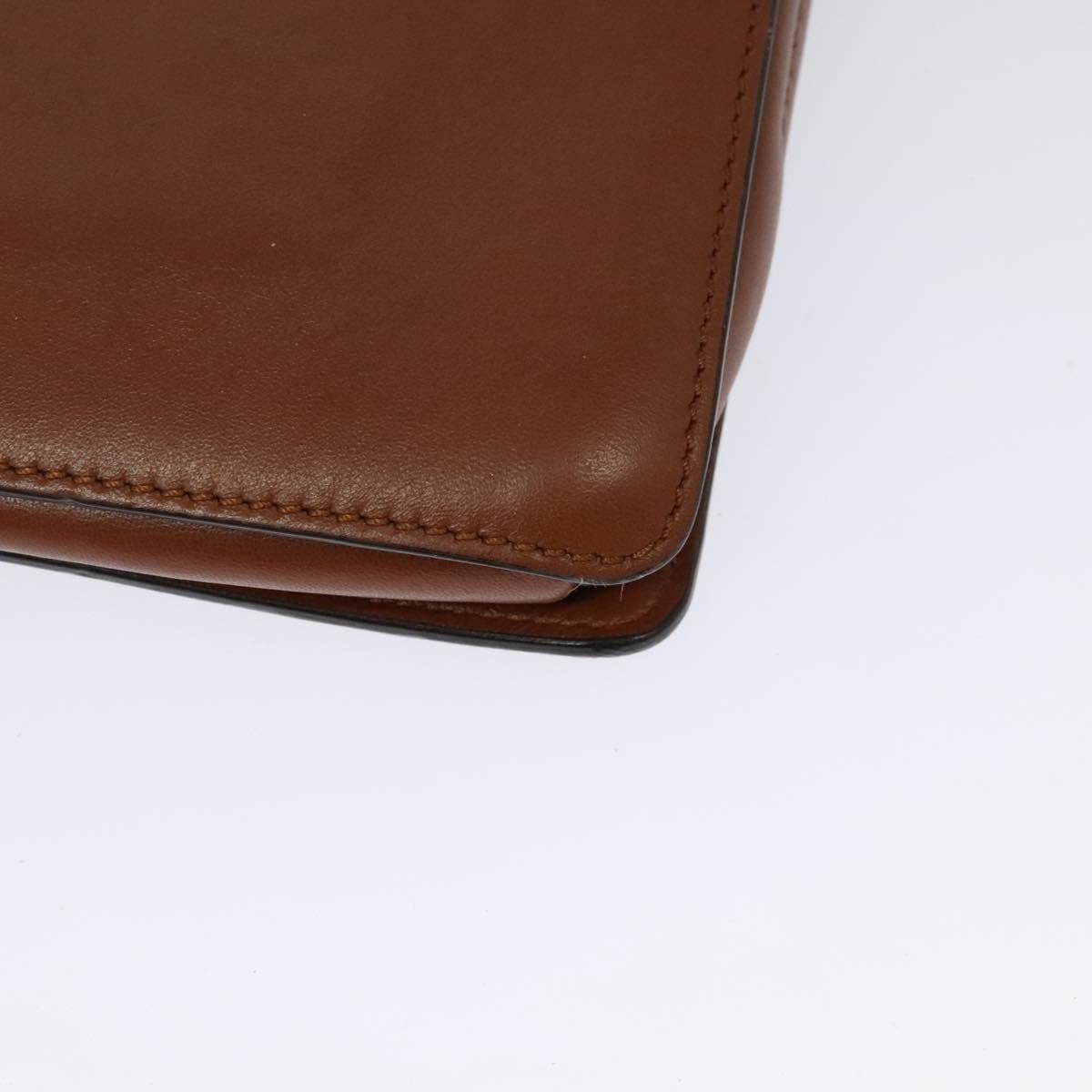 Chloé Faye shoulder