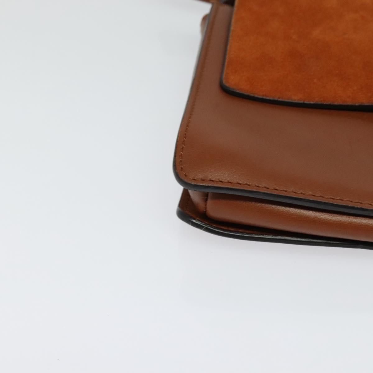 Chloé Faye shoulder