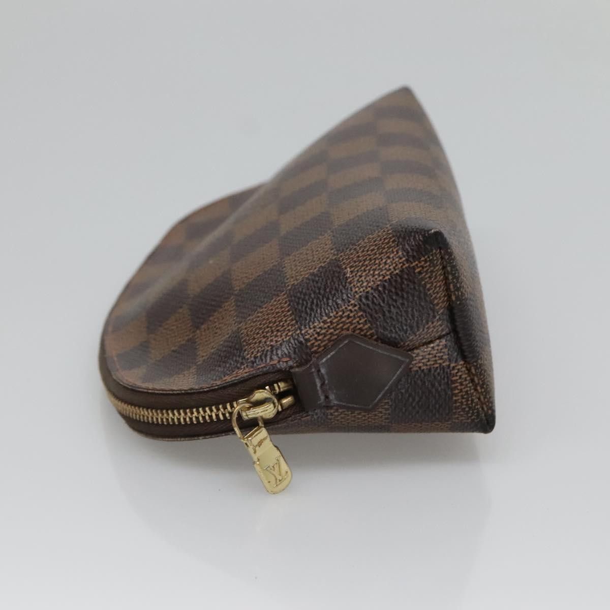 Louis Vuitton Louis Vuitton Cosmetic Pouch clutch Size ONE SIZE - 3 Thumbnail