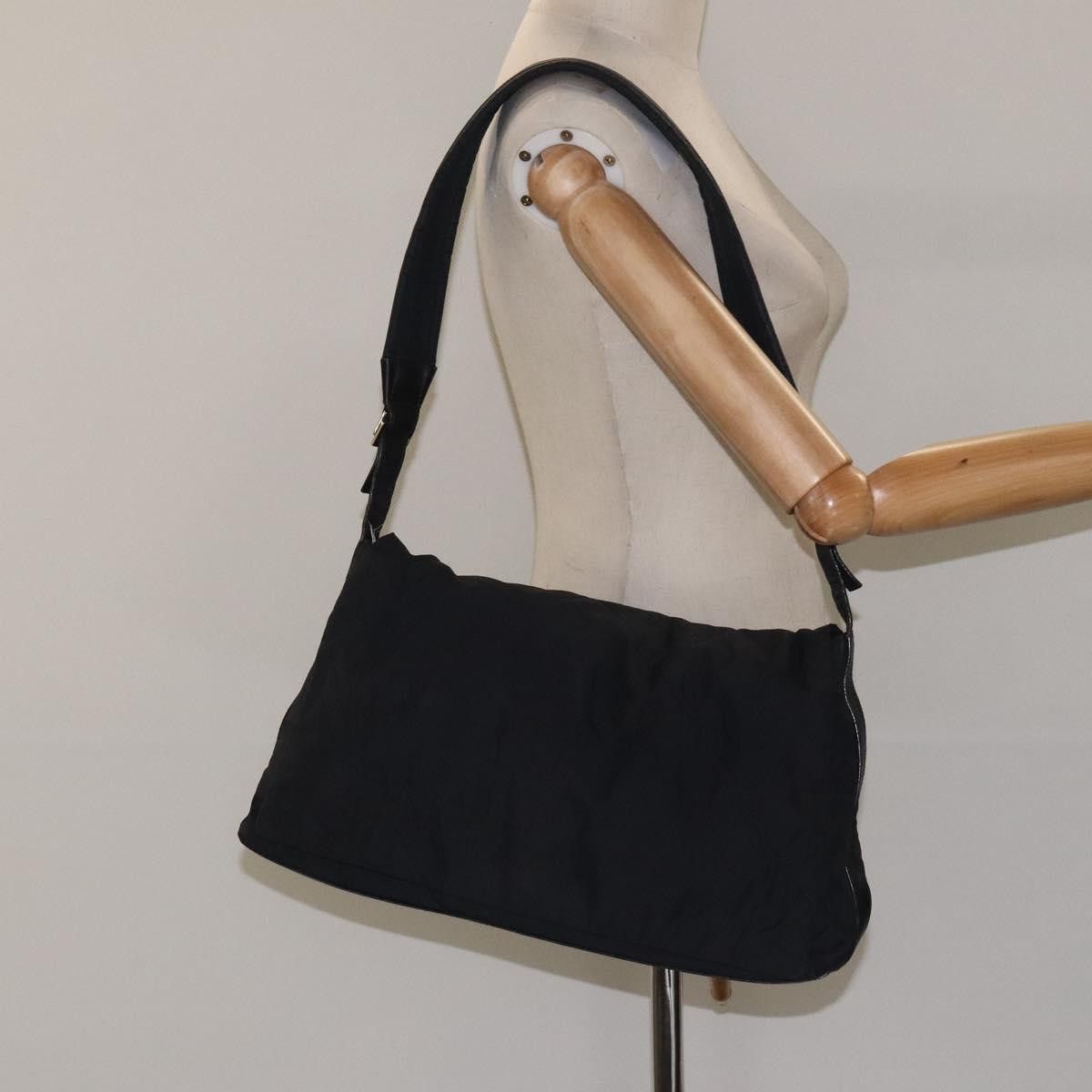 Salvatore Ferragamo shoulder
