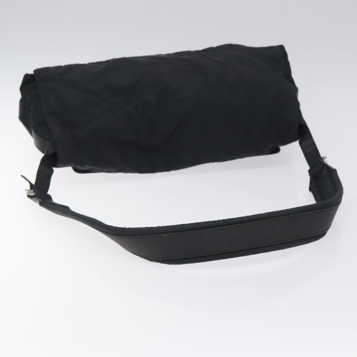Salvatore Ferragamo shoulder