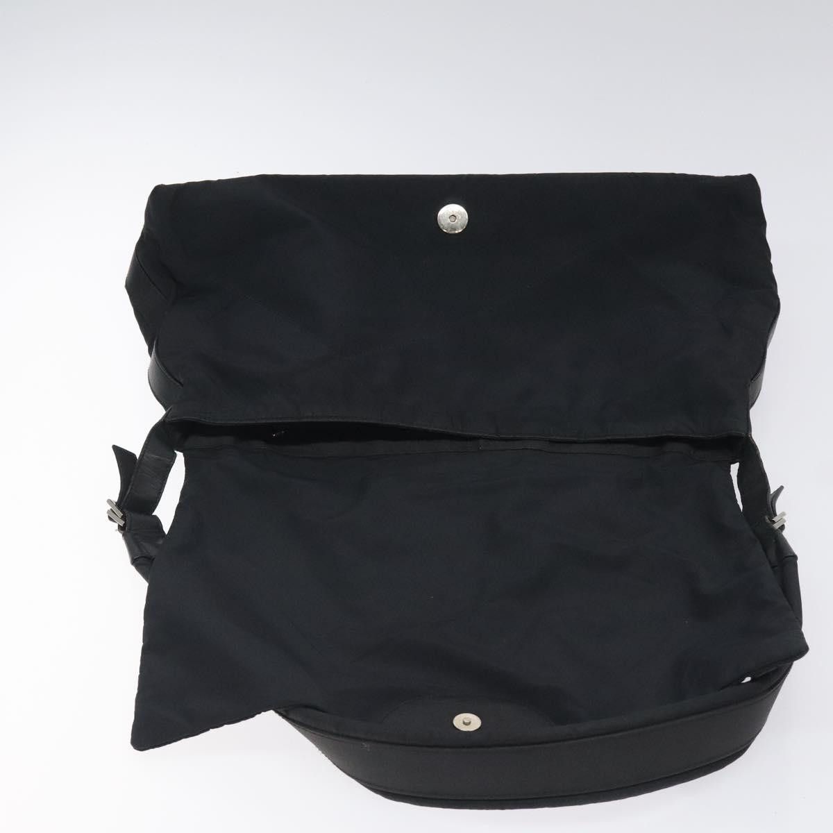 Salvatore Ferragamo shoulder