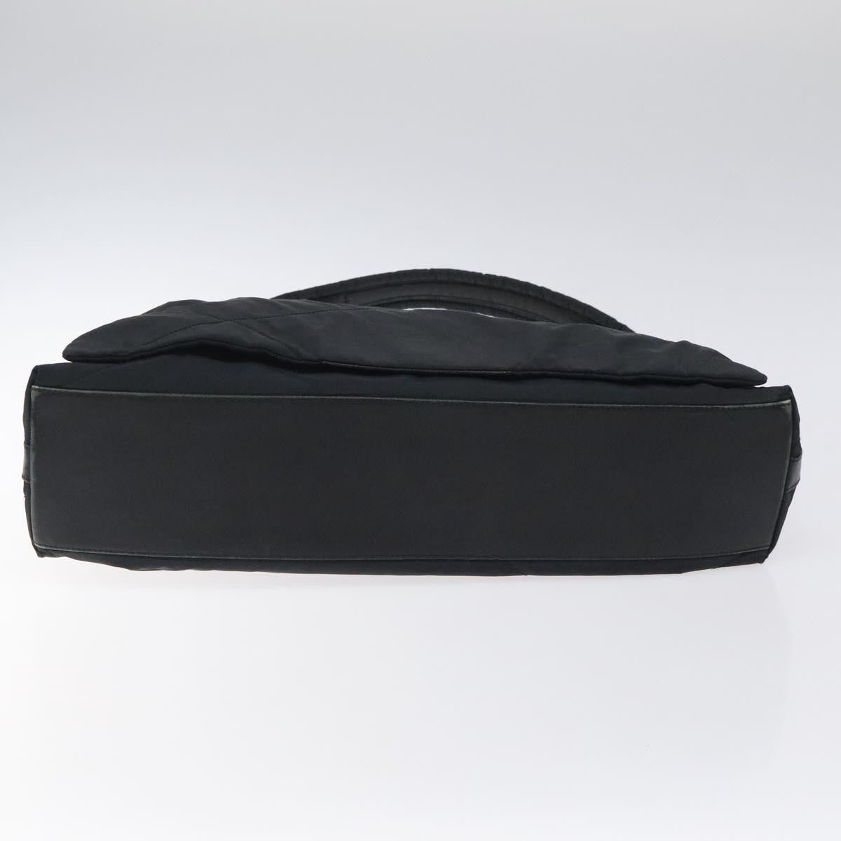 Salvatore Ferragamo shoulder