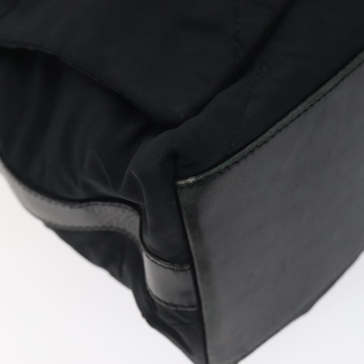 Salvatore Ferragamo shoulder