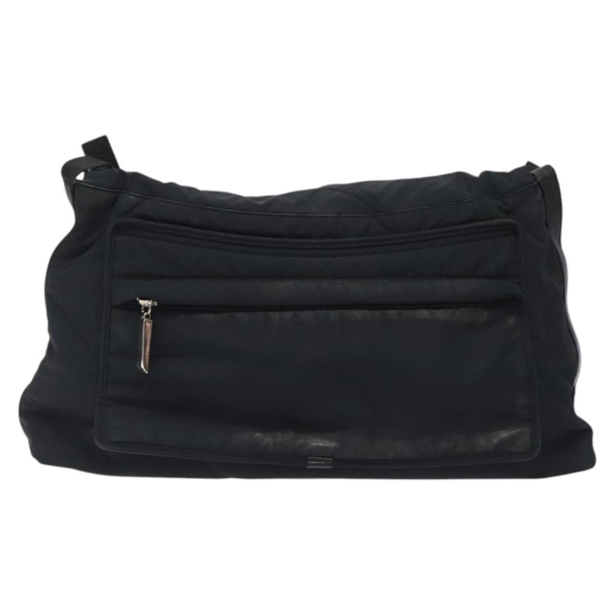 Salvatore Ferragamo shoulder
