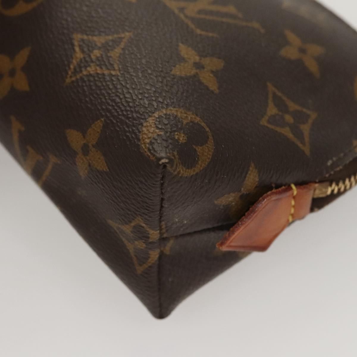Louis Vuitton Louis Vuitton Cosmetic Pouch clutch Size ONE SIZE - 6 Thumbnail