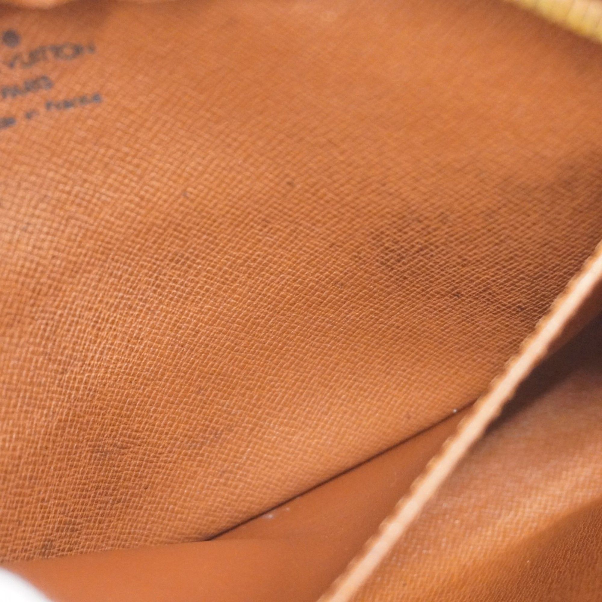 Louis Vuitton Orsay clutch