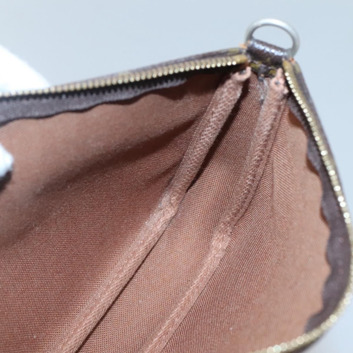 Louis Vuitton Louis Vuitton Pochette Accessoire clutch Size ONE SIZE - 17 Thumbnail