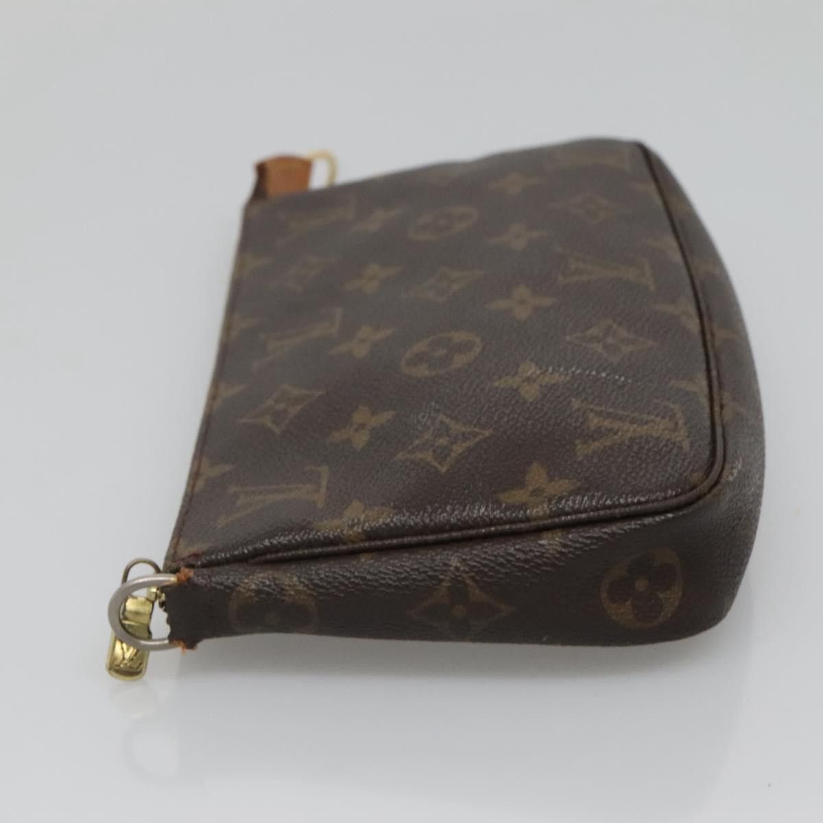 Louis Vuitton Louis Vuitton Pochette Accessoire clutch Size ONE SIZE - 4 Thumbnail