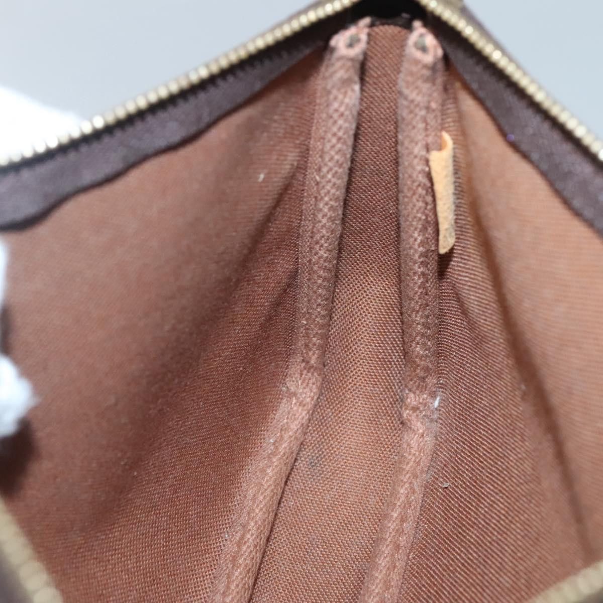 Louis Vuitton Louis Vuitton Pochette Accessoire clutch Size ONE SIZE - 18 Thumbnail