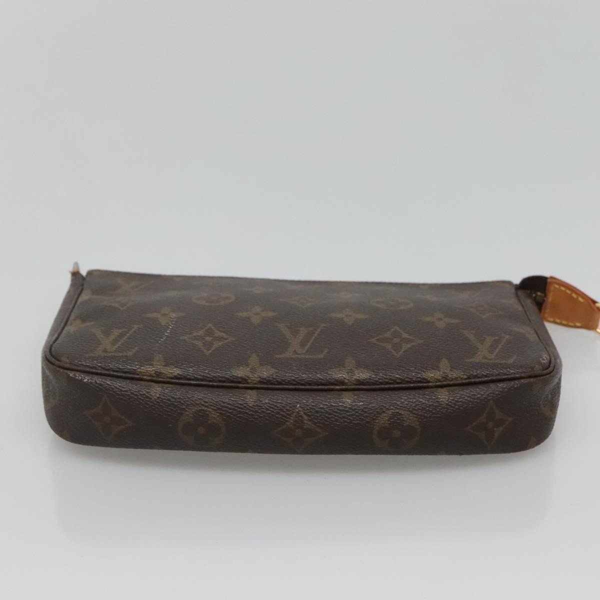 Louis Vuitton Louis Vuitton Pochette Accessoire clutch Size ONE SIZE - 19 Thumbnail
