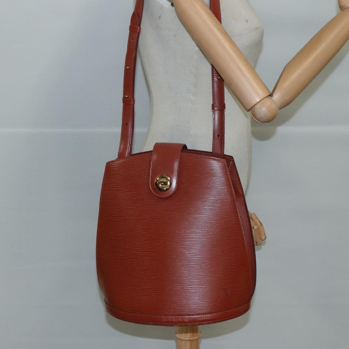 Louis Vuitton Louis Vuitton Cluny shoulder Size ONE SIZE - 16 Thumbnail