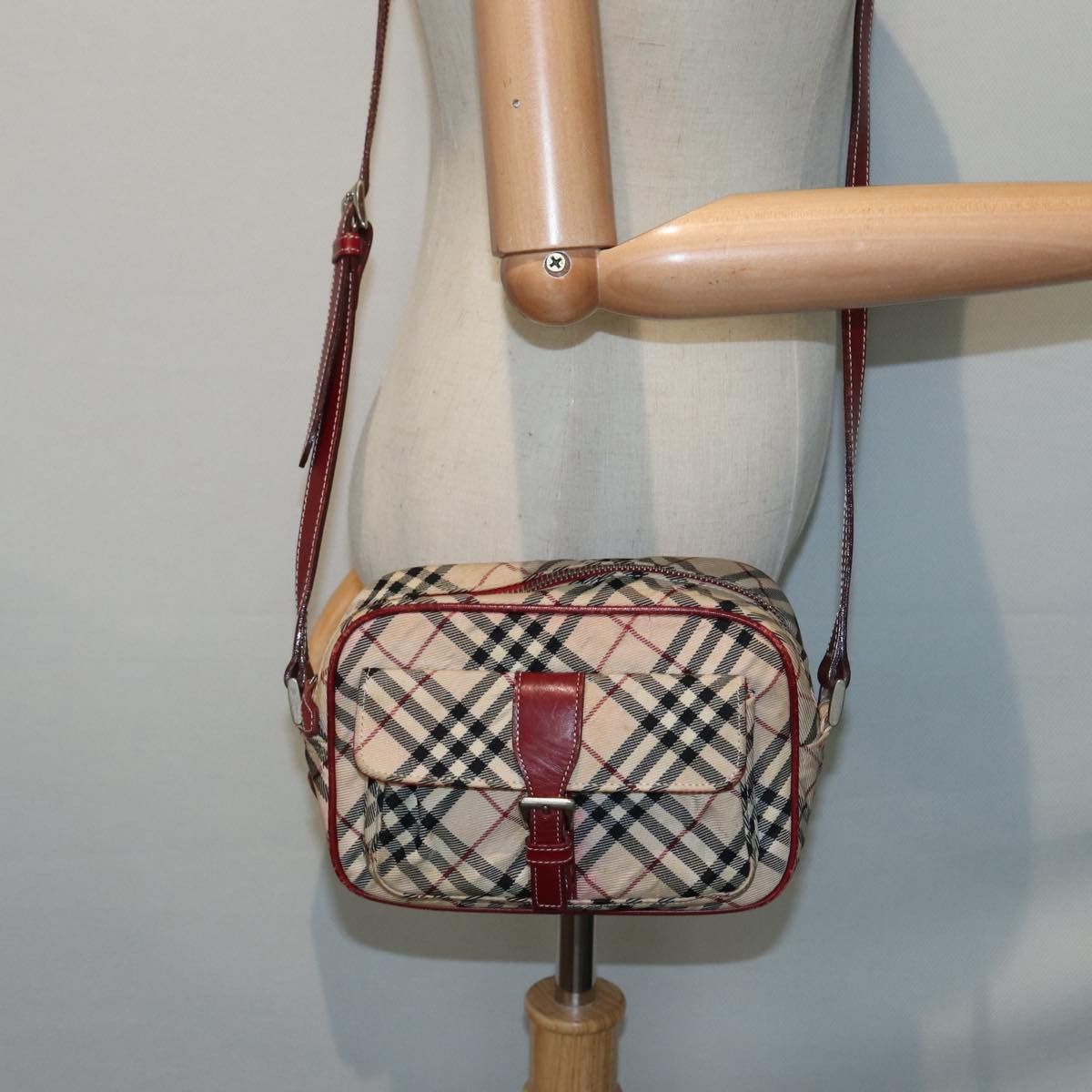 Burberry Burberry Nova Check shoulder Size ONE SIZE - 16 Thumbnail