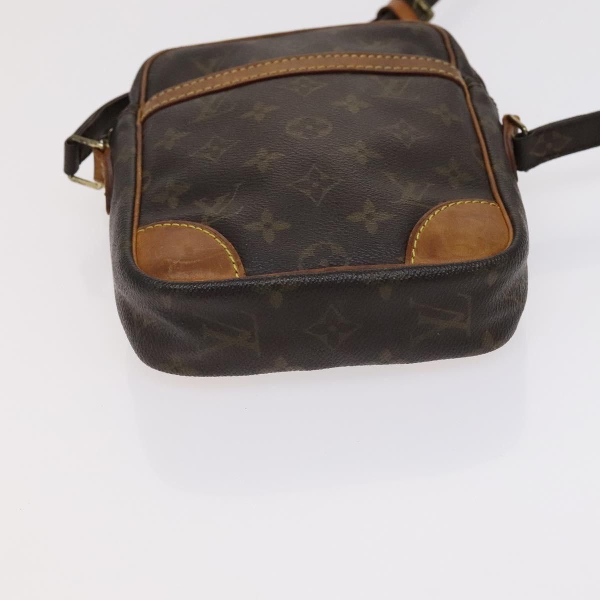 Louis Vuitton Louis Vuitton Danube shoulder Size ONE SIZE - 18 Thumbnail