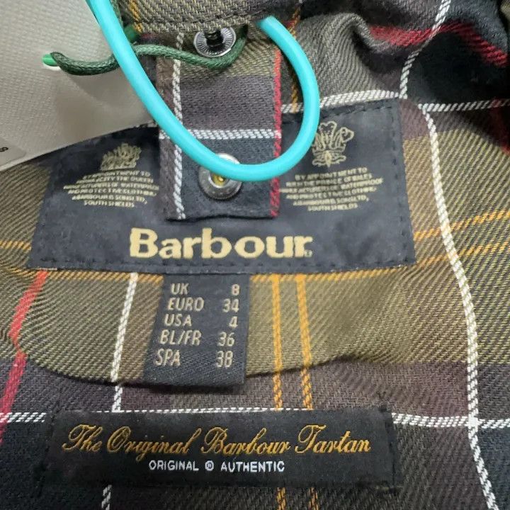 Barbour Barbour Beadnell Waxed Long Sleeve Jacket for Women 0079 Size M / US 6-8 / IT 42-44 - 3 Thumbnail