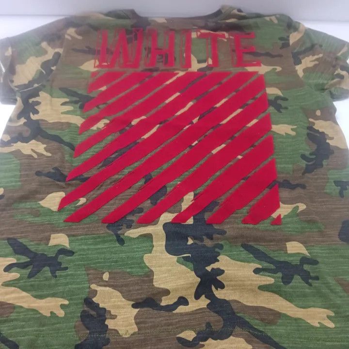 Off-White OFF-WHITE Camouflage Green Short Sleeve T-Shirt 0079 Size US S / EU 44-46 / 1 - 11 Thumbnail