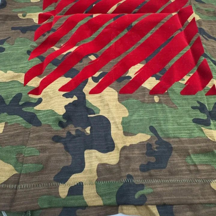 Off-White OFF-WHITE Camouflage Red Velvet T-shirt for Men 0079 Size US XXS / EU 40 - 9 Thumbnail