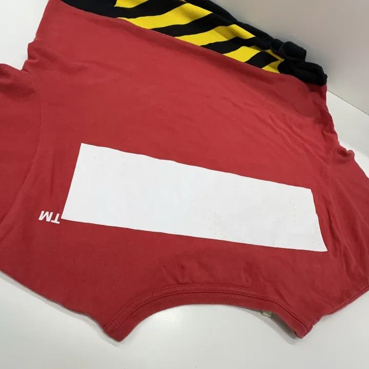 Off-White OFF-WHITE Graphic T-shirt with Snake Design 0079 Size US XS / EU 42 / 0 - 13 Thumbnail
