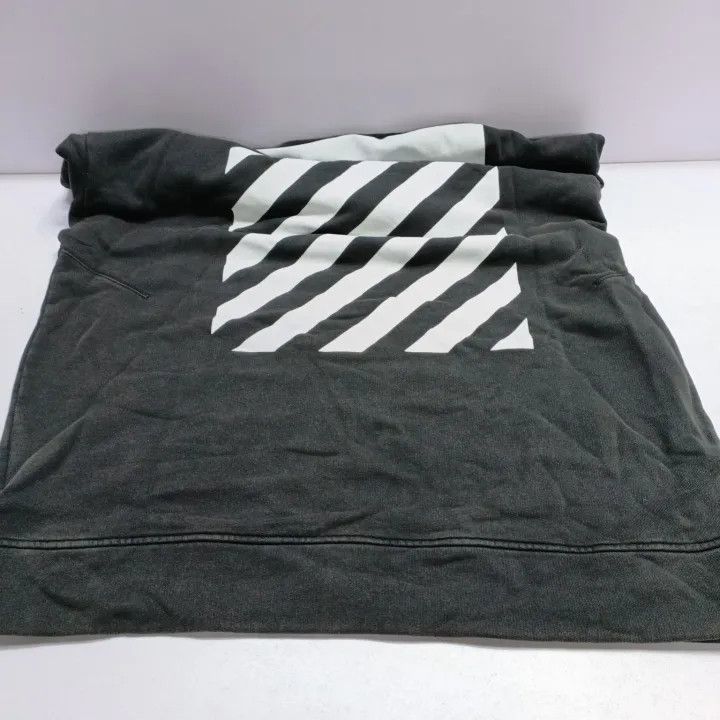 Off-White Off-White Graphic Print Long Sleeve Sweatshirt 0079 Size US XS / EU 42 / 0 - 18 Thumbnail