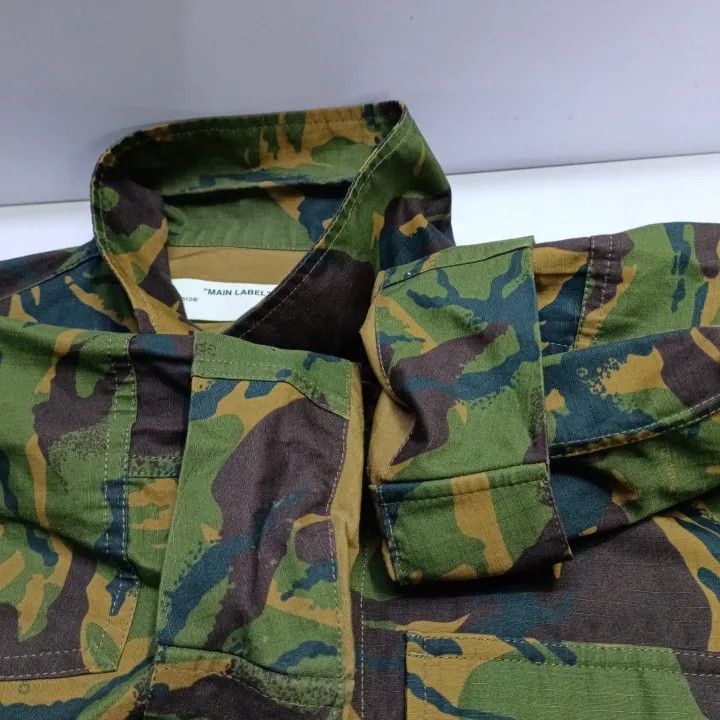 Off-White Off-White Camouflage Arrow Print Jacket 0079 Size US XS / EU 42 / 0 - 8 Thumbnail