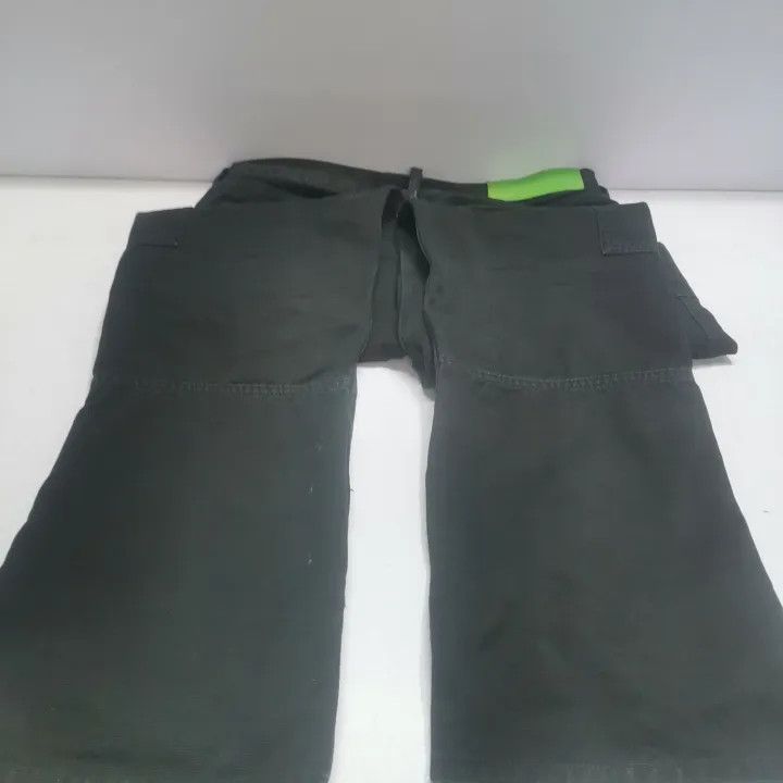 Off-White Off-White Black Twill Cargo Pants for Men 0079 Size US 27 - 12 Thumbnail