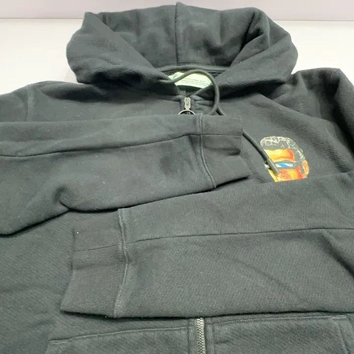 Off-White Off-White Vampire Graphic Hoodie 0079 Size US XL / EU 56 / 4 - 11 Thumbnail