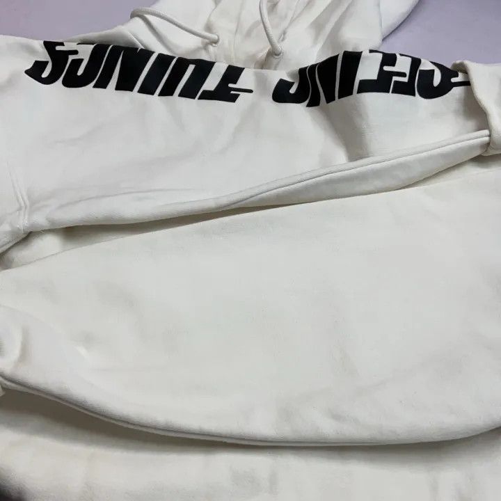 Off-White Off-White Marilyn Monroe Hoodie in White 0079 Size US XXS / EU 40 - 9 Thumbnail