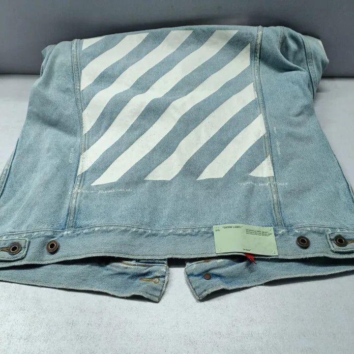 Off-White Off-White Printed Denim Jacket for Men 0079 Size US S / EU 44-46 / 1 - 13 Thumbnail