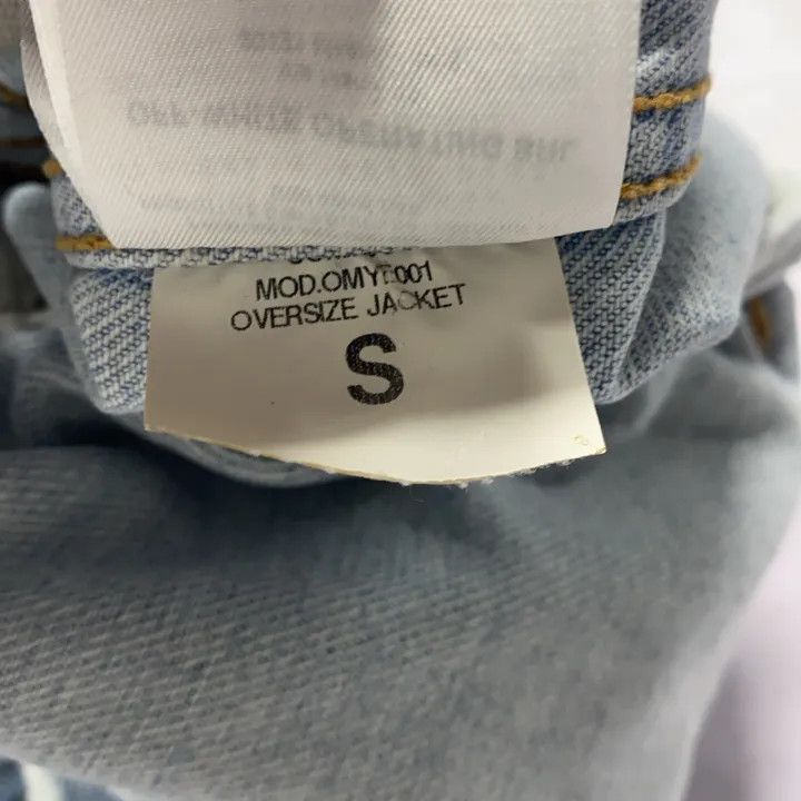 Off-White Off-White Printed Denim Jacket for Men 0079 Size US S / EU 44-46 / 1 - 6 Thumbnail