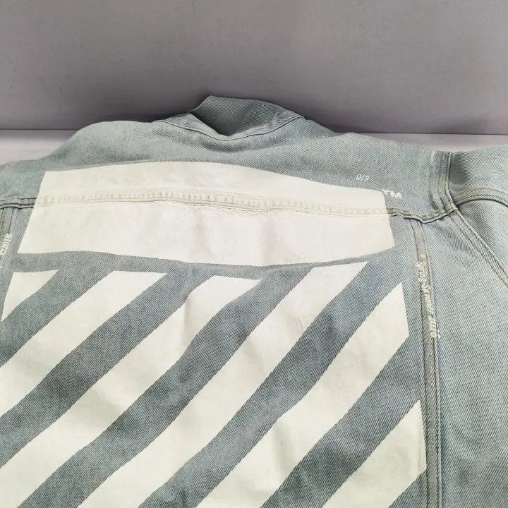 Off-White Off-White Blue Graphic Denim Jacket for Men 0079 Size US S / EU 44-46 / 1 - 8 Thumbnail