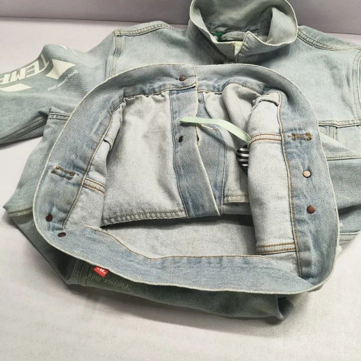 Off-White Off-White Blue Graphic Denim Jacket for Men 0079 Size US S / EU 44-46 / 1 - 16 Thumbnail