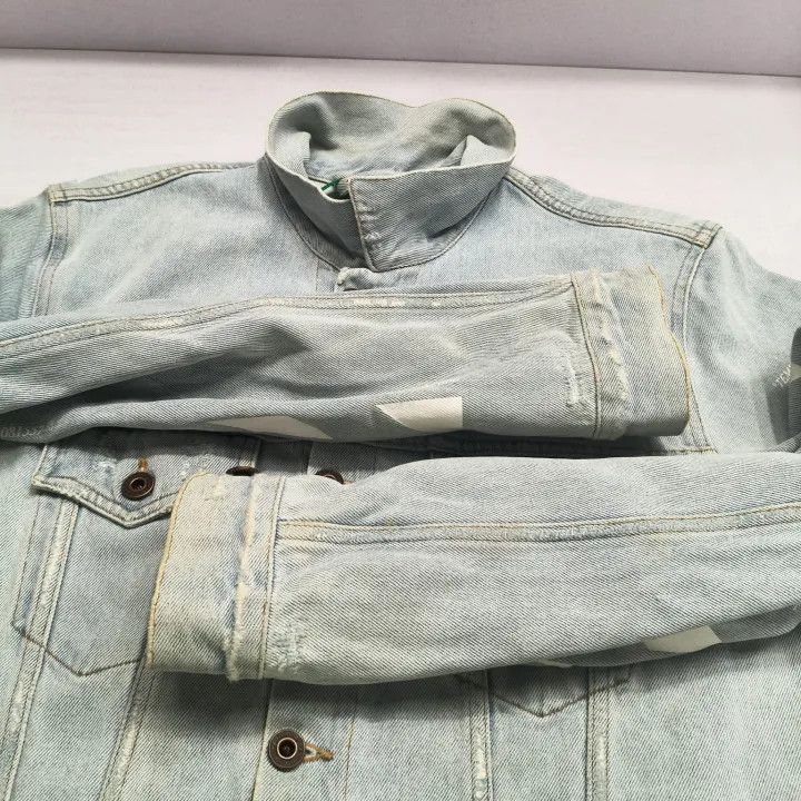 Off-White Off-White Blue Graphic Denim Jacket for Men 0079 Size US S / EU 44-46 / 1 - 11 Thumbnail
