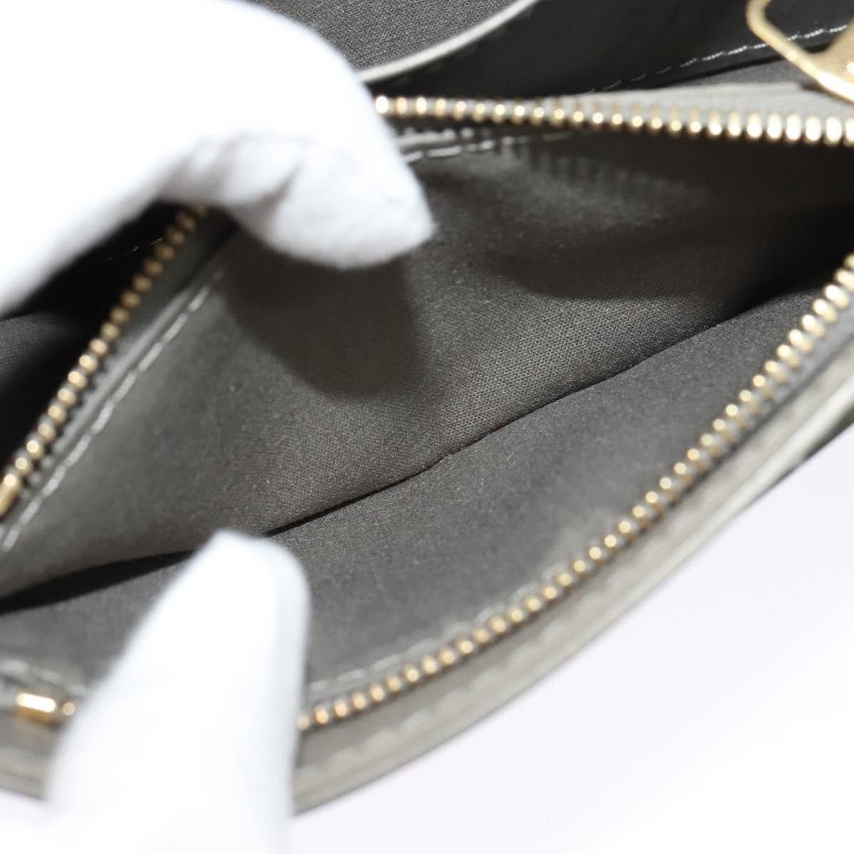 Louis Vuitton Louis Vuitton Louise clutch Size ONE SIZE - 23 Thumbnail