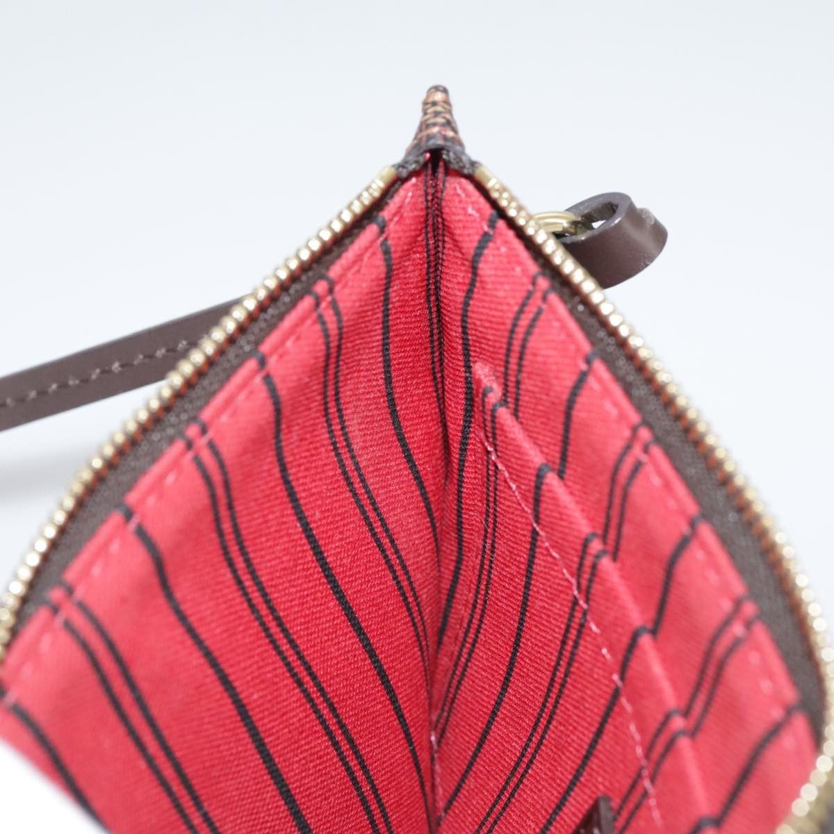 Louis Vuitton Louis Vuitton Neverfull pouch clutch Size ONE SIZE - 21 Thumbnail