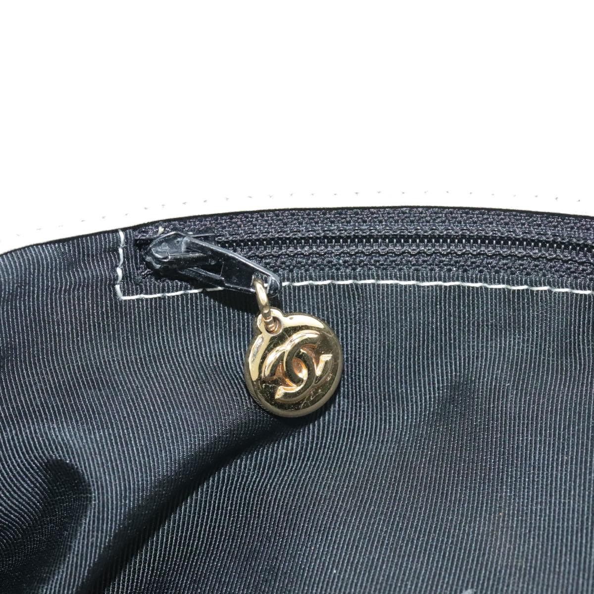 Chanel Chanel Logo CC tote Size ONE SIZE - 25 Thumbnail